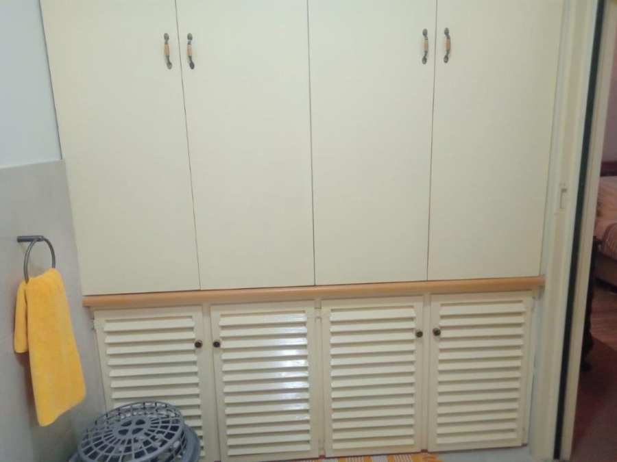 4 Bedroom Property for Sale in Paradise Beach Eastern Cape
